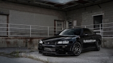 Black Nissan Skyline   PriceMatchedParts.com